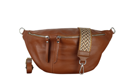 Braune Leder-Bauchtasche mit Reißverschlüssen und verstellbarem, gemustertem Gurt. Modische Gürteltasche für Damen und Herren.