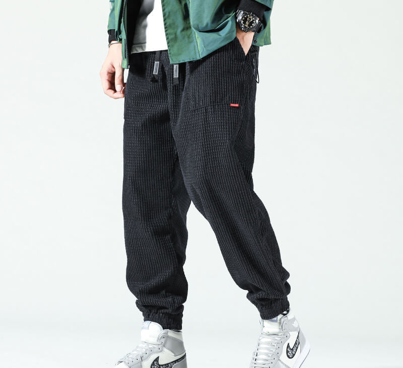 Schwarze Cord-Jogginghose für Herren, lässig, bequem, mit Taschen, modisch, Streetwear.