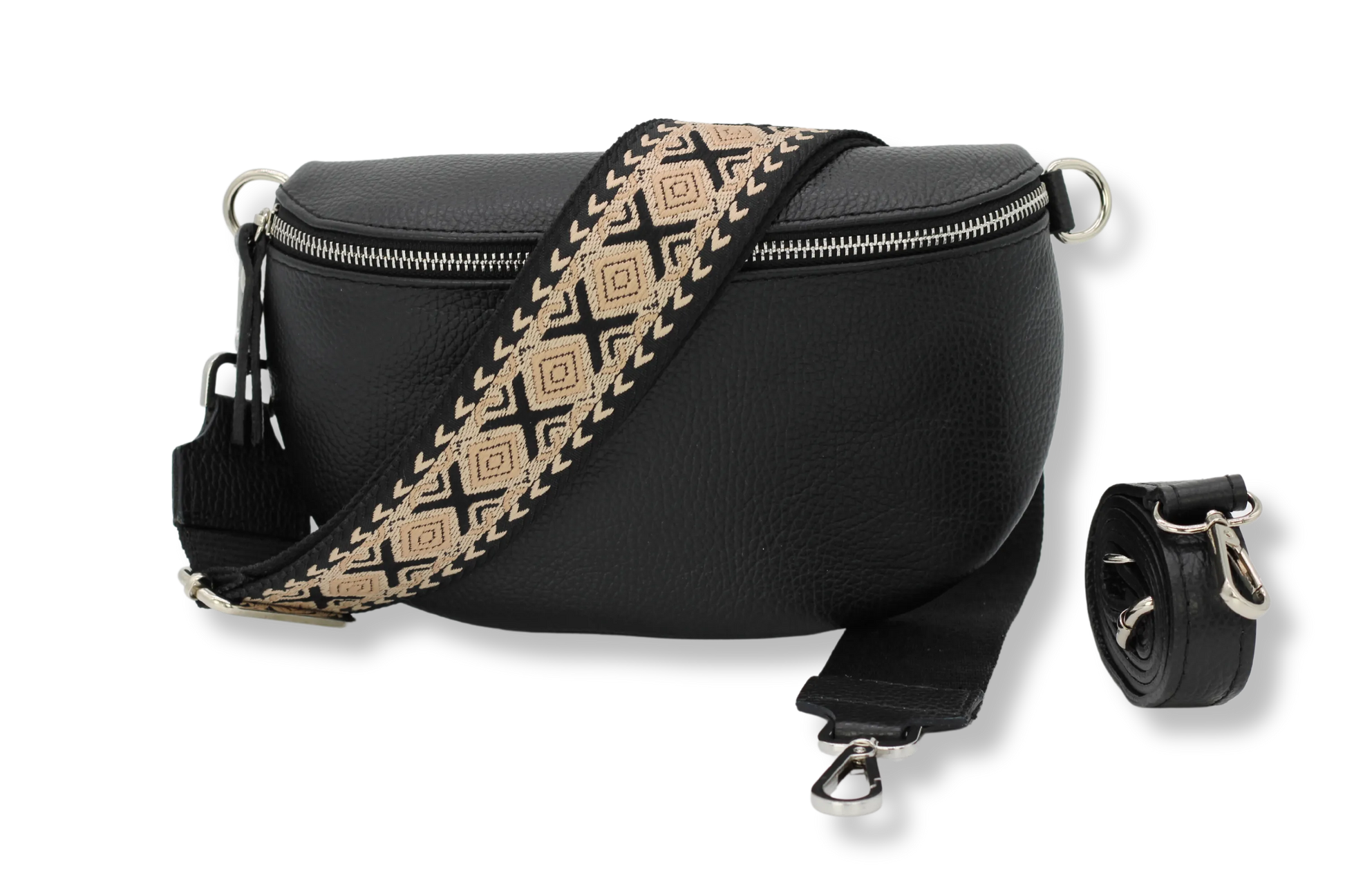 Schwarze Leder-Bauchtasche mit verstellbarem, gemustertem Schultergurt. Stilvoll und praktisch für den Alltag. Ideal für Damenmode und Accessoires.