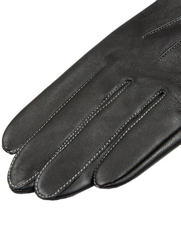 Schwarzer Lederhandschuh, elegant und hochwertig, ideal für Wintermode. Perfekte Passform, stilvoll und langlebig. Luxuriöses Accessoire.