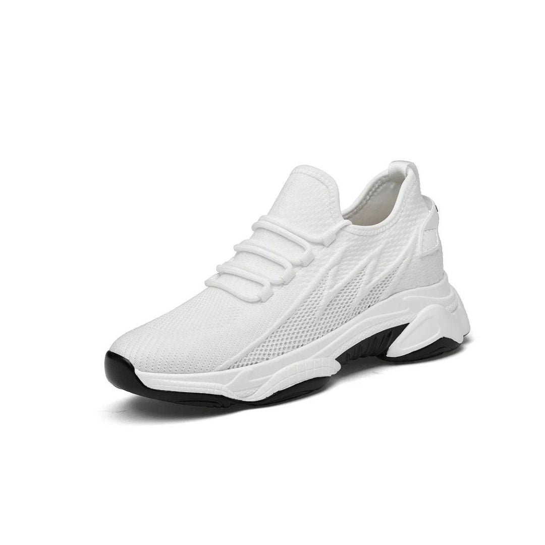 Weiße Sneaker aus Mesh mit schwarzer Sohle, modisch, atmungsaktiv, für Herren.