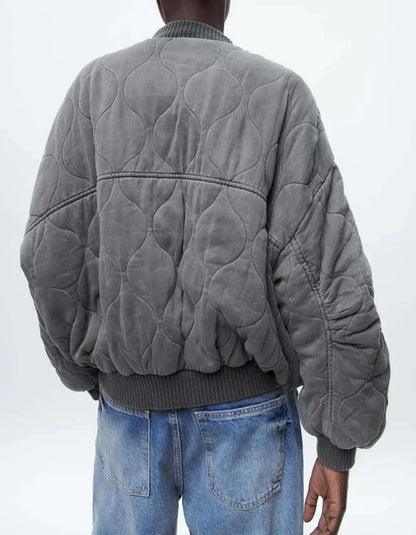 Graue Bomberjacke für Damen, langärmelig, lässig, ideal für Club- und Party-Outfits 2023. Modisches Design, bequemer Sitz, trendige Oberbekleidung.