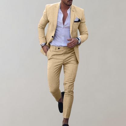 Herrenanzug in Gelb mit Blazer und Hose, stilvoll und modern. Perfekt für Business und Freizeit. Eleganter Look, trendige Herrenmode.