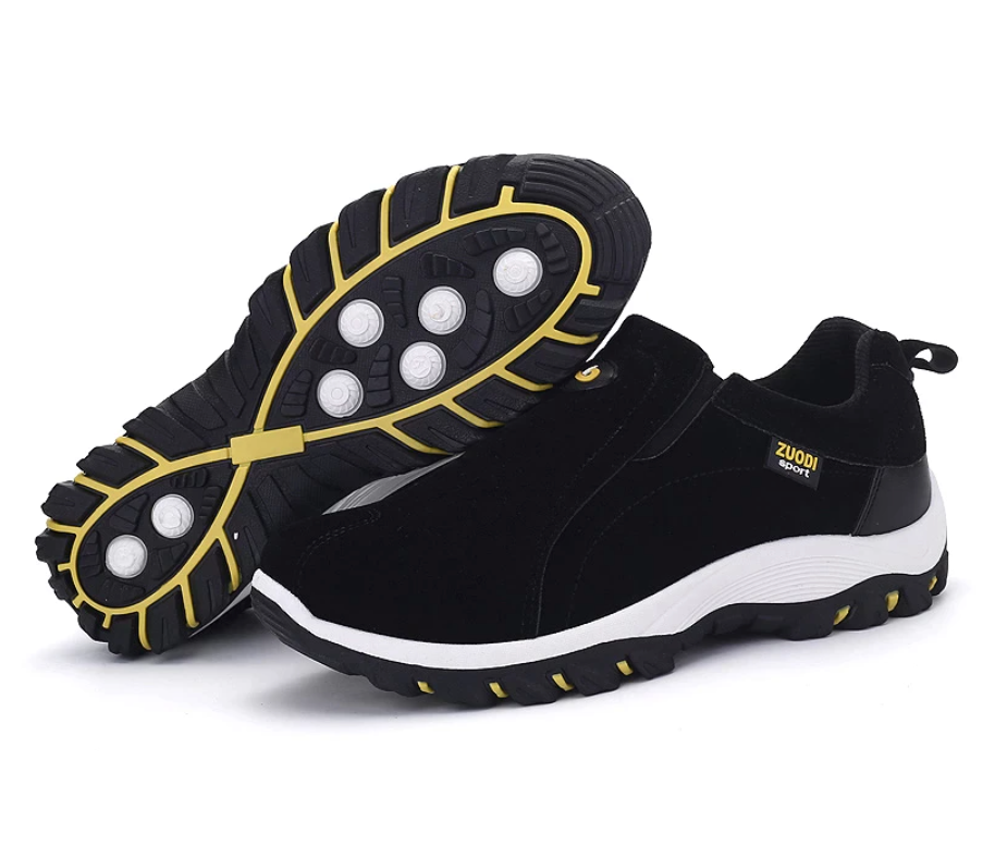 Schwarze Herren-Sportschuhe mit gelben Akzenten, rutschfeste Sohle, bequemes Design.