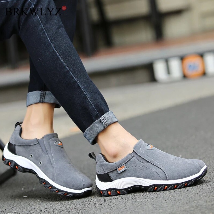 Graue Herren-Sneaker, rutschfest, atmungsaktiv, für Outdoor-Aktivitäten.