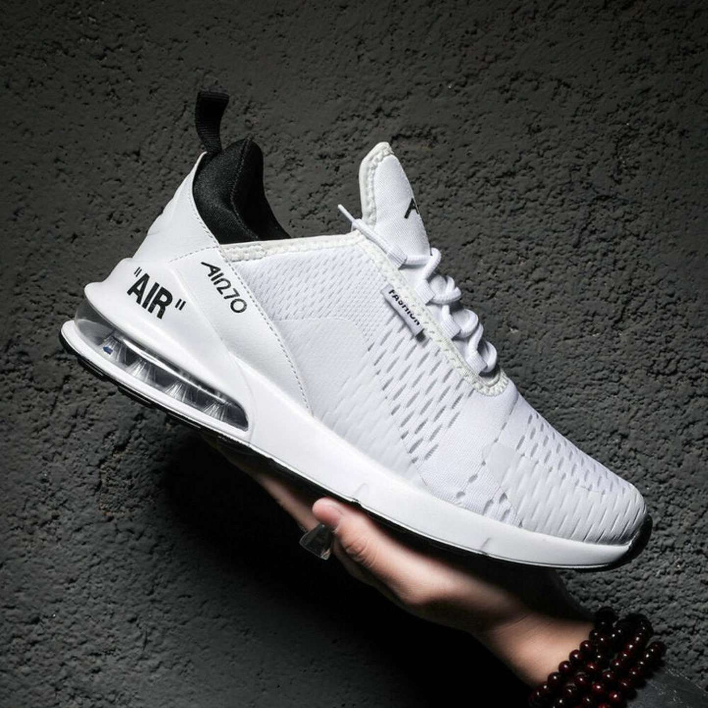 Sportschuh – Atmungsaktives Mesh & Dämpfende Sohle mit Rutschschutz