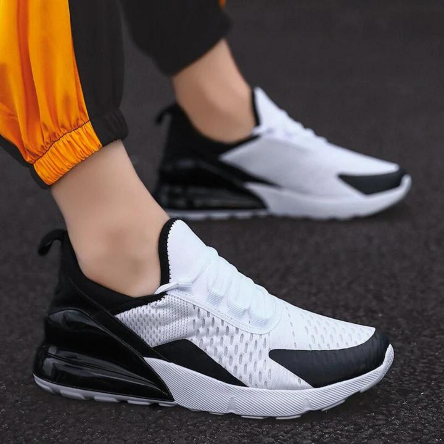 Sportschuh – Atmungsaktives Mesh & Dämpfende Sohle mit Rutschschutz