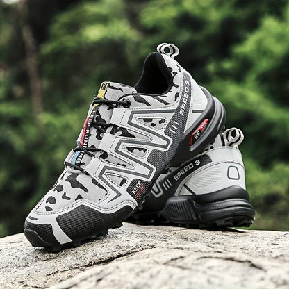Graue Camouflage-Laufschuhe, Speed 3, Outdoor-Sportschuhe, rutschfeste Sohle, Herren.