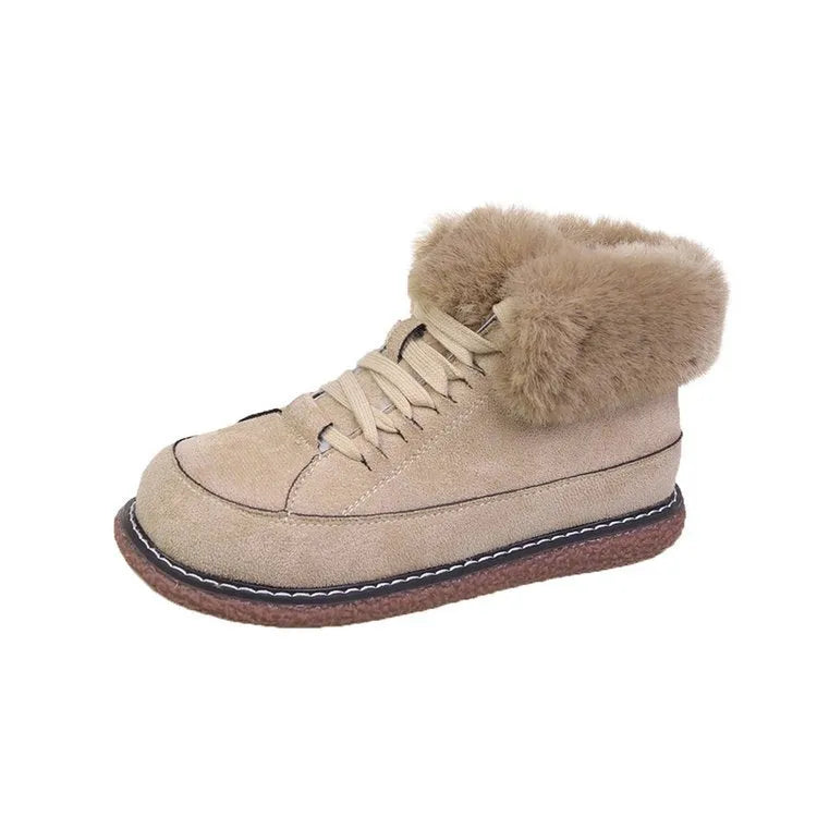 Beiger Winterstiefel mit Kunstfell, rutschfeste Sohle, warm gefüttert, ideal für kalte Tage. Damenstiefel, modisch, bequem, robust.